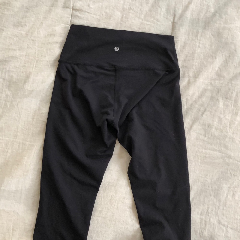 Lululemon size 8 leggings